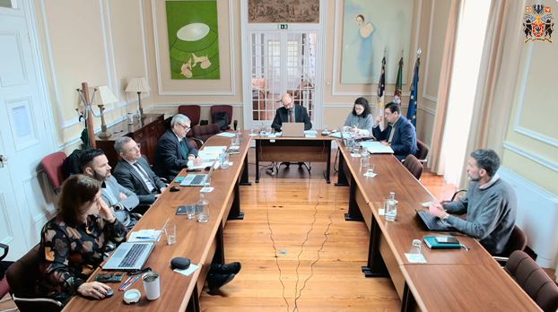 Requerimento apresentado pelo Grupo Parlamentar do PSD a solicitar “audição do Conselho de Administração do Grupo SATA, com carácter de urgência, sobre o processo de separação do serviço em escala e consequente criação de uma nova empresa”