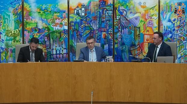 Relatório sobre o pedido de autorização e levantamento de impedimento legal para que o deputado Paulo Alberto Bettencourt Silveira possa prestar depoimento, na qualidade de testemunha, no âmbito do Processo n.º 35/24.8T8VLS