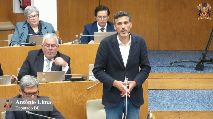 Projeto de Resolução n.º 69/XIII – “Manutenção no Grupo SATA da Nova Empresa de Assistência em Escala”