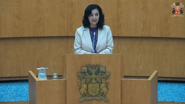 Ao Guitarrista Açoriano Nuno Bettencourt - Reconhecimento pelo Grammy de Melhor Performance de Rock em 2026