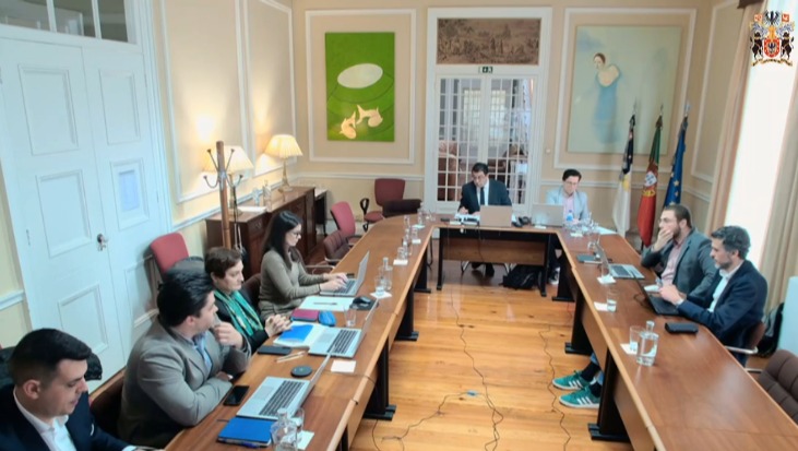 Apreciação e votação do relatório e parecer - Petição n.º 33/XIII/2.ª - "Pela criação do Museu Nacional de Arqueologia Náutica e Subaquática nos Açores", apresentada por José Luís Ferreira dos Santos Gonçalves Neto, na qualidade de primeiro subscritor.