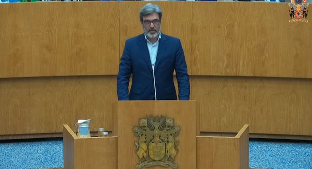 Aos estabelecimentos de Ensino nos Açores inscritos na «Escola Electrão»