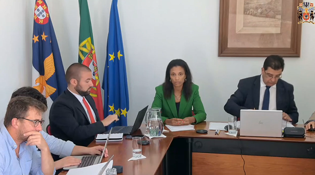 Audição da Secretária Regional da Saúde e da Segurança Social - Requerimento apresentado pelo Grupo Parlamentar do PS a solicitar a audição da “Senhora Secretária Regional da Saúde e Segurança Social para apresentar e prestar esclarecimentos sobre o plano funcional do futuro Hospital do Divino Espírito Santo” (acompanhada pela empresa que elaborou o referido Plano funcional).