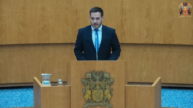 A Matilde Vultão Cordeiro e Joana Câmara Reis pelos resultados nacionais e internacionais em ginástica aeróbica