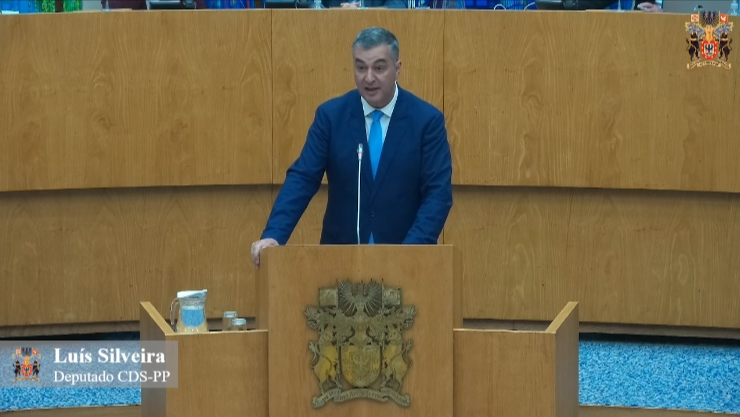 Projeto de Resolução n.º 80/XIII – “Recomenda ao Governo Regional dos Açores a urgente atribuição de direitos individuais de prémio à vaca aleitante às explorações da ilha de São Jorge, com especial consideração de critérios socioeconómicos e territoriais”