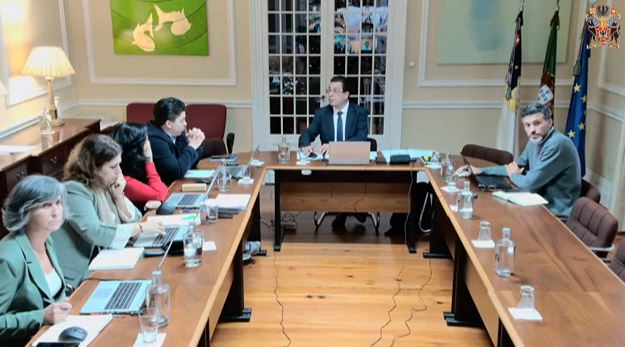 Requerimento oral a solicitar a audição com carácter de urgência, do Presidente do ISSA e da Sec. Reg. da SRSS, sobre os atrasos existentes relativamente às verbas destinadas às instituições do setor social...