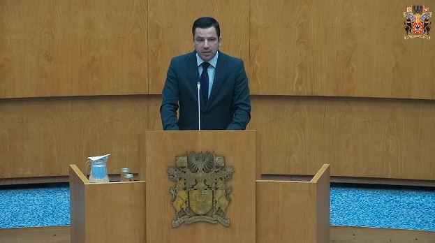 Estabelece o regime geral de prevenção e gestão de resíduos na Região Autónoma dos Açores