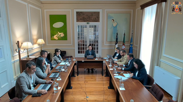 Apreciação e emissão de parecer - Projeto de Resolução n.º 71/XIII/2.ª (PS) – “Recomenda ao Governo Regional dos Açores a execução urgente das intervenções estruturais na bacia hidrográfica que afeta as Ruas do Outeiro e dos Afonsos, na freguesia dos Arrifes, concelho de Ponta Delgada”.