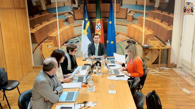 Apreciação e emissão de parecer sobre as incompatibilidades e/ou impedimentos da Deputada Inês soares Oliveira e Sá