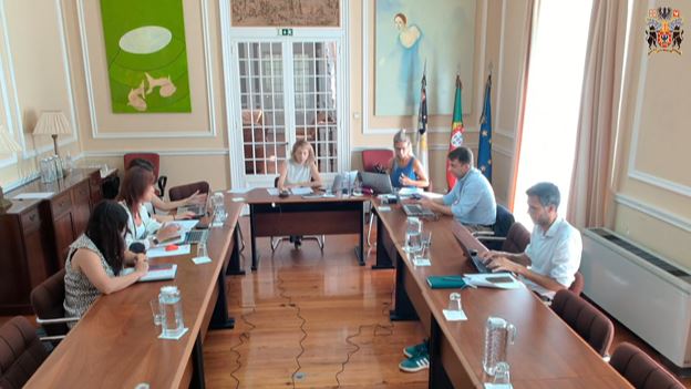 Admissibilidade e deliberação de diligências - Petição n.º 29/XIII/1ª - "Abertura antecipada das instalações da Escola Básica Integrada António José d’Ávila", apresentada por Paulo Jorge Vargas Silva, na qualidade de primeiro peticionário