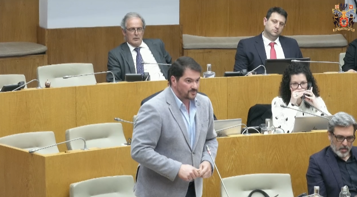 “Estabelece um mecanismo de neutralidade fiscal, medidas de estabilização do preço dos combustíveis e instrumentos de mitigação do impacto económico na Região Autónoma dos Açores”