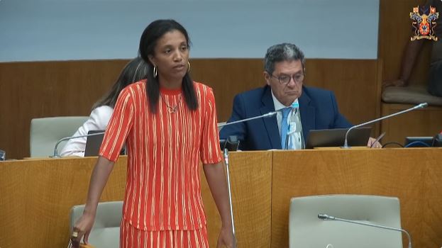 Adapta à Região Autónoma dos Açores o regime de execução do Acolhimento Familiar previsto no Decreto-Lei n.º 139/2019, de 16 de setembro