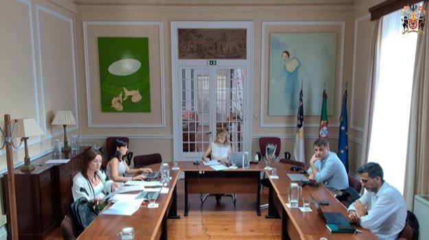 Prorrogação de prazo - Projeto de Resolução n.º 33XIII - Recomenda ao Governo Regional que diligencie no sentido de garantir a organização dos serviços de obstetrícia/ginecologia dos Hospitais da Região para que o acesso à IVG não seja prejudicado pelo exercício de objeção de consciência