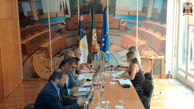 Audição da Associação de Produtores de Espécies Demersais dos Açores - Petição n.º 35/XIII/2.ª –“ Defesa, Valorização e Sustentabilidade do porto do Varadouro”.