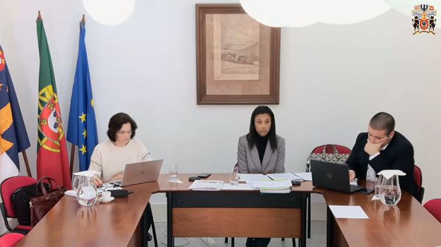 Audição da Secretária Regional da Saúde e Segurança Social, acompanhada pelo Presidente do Instituto da Segurança Social dos Açores (ISSA) - Proposta de Decreto Legislativo Regional n.º 33/XIII/1.ª (GRA) - "Aplica à Região Autónoma dos Açores o regime de execução do acolhimento residencial previsto no Decreto-Lei n.º 164/2019, de 25 de outubro"